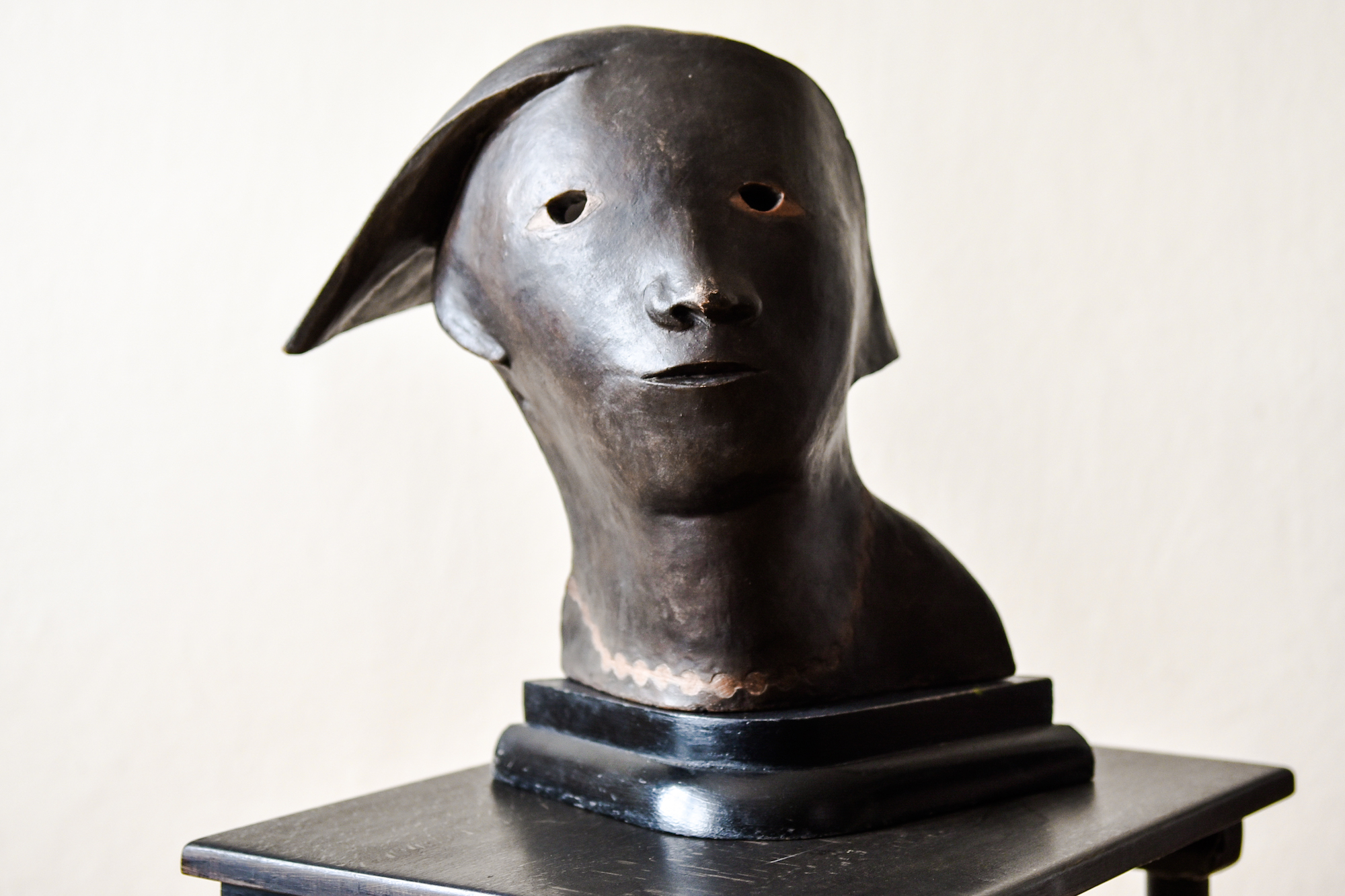 otto-guttfreund_maska-s-nahrdelnikem-2_FP